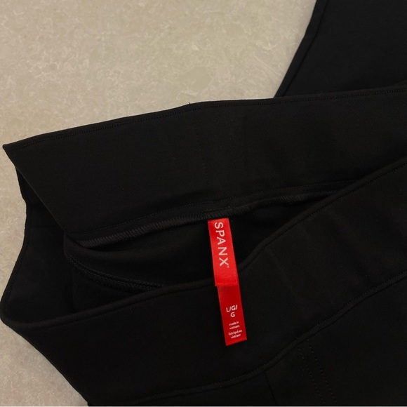 SPANX The Perfect Pant Hi-Rise Flare 20252R Black Size L - Picture 6 of 10